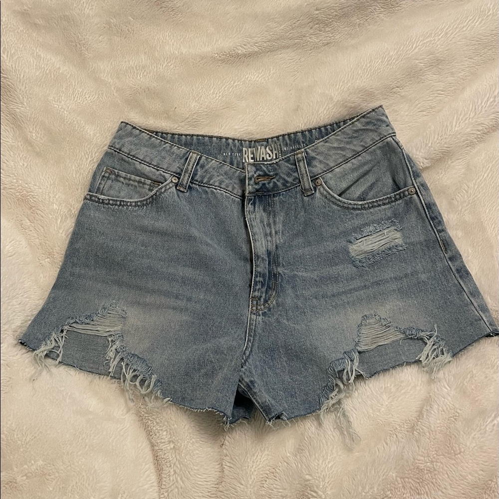 Rewatch cut off jeans